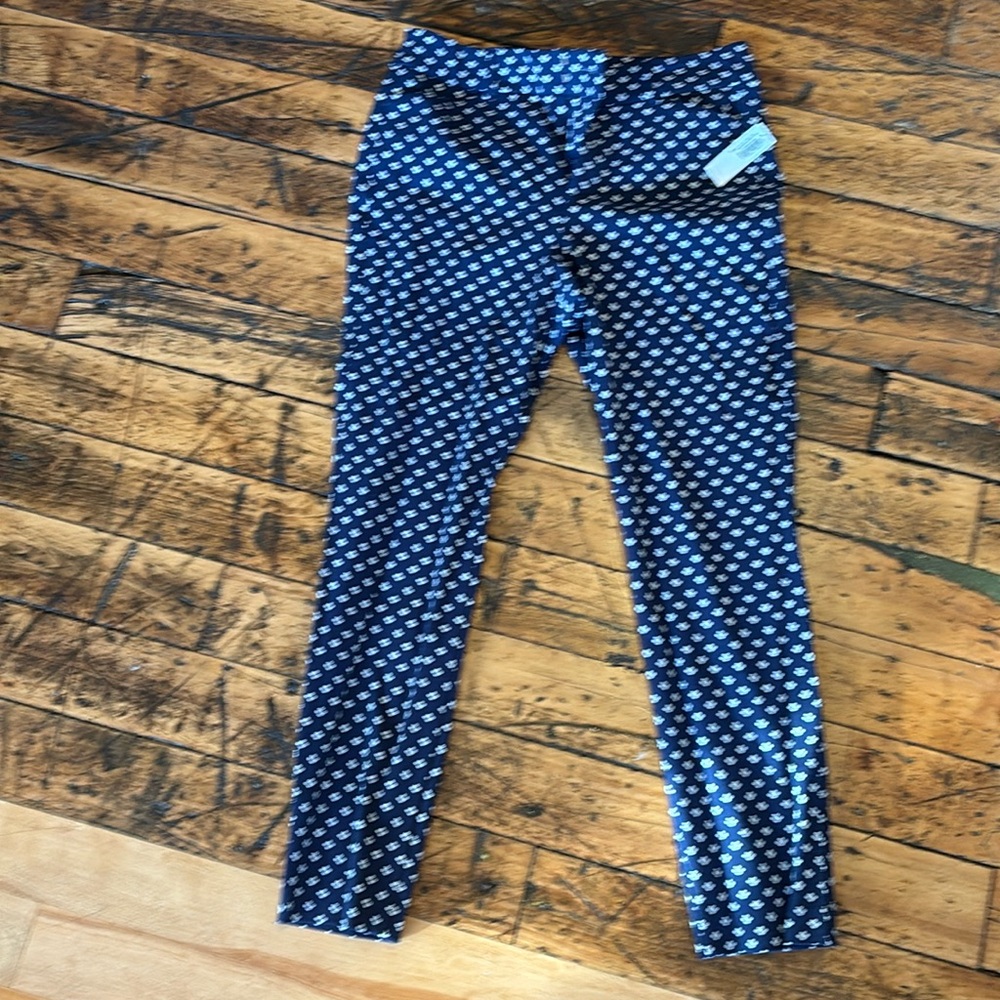 Old Navy- New with Tags Pixie Pant